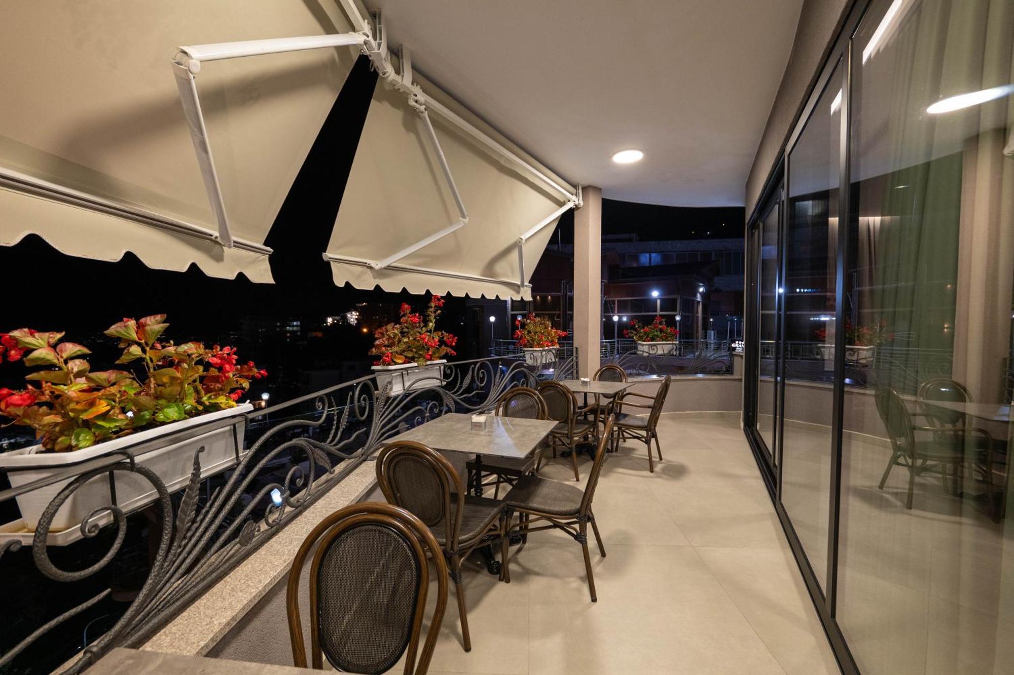 Hotel Dior Крує Екстер'єр фото
