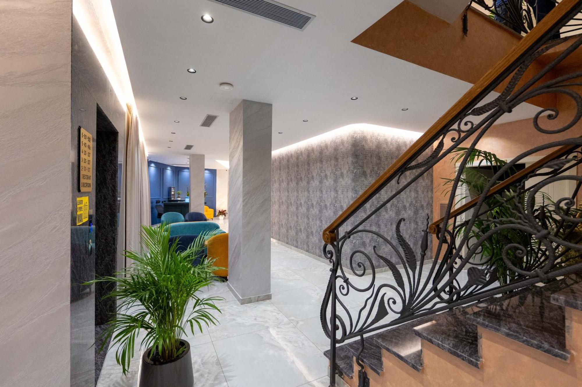 Hotel Dior Крує Екстер'єр фото