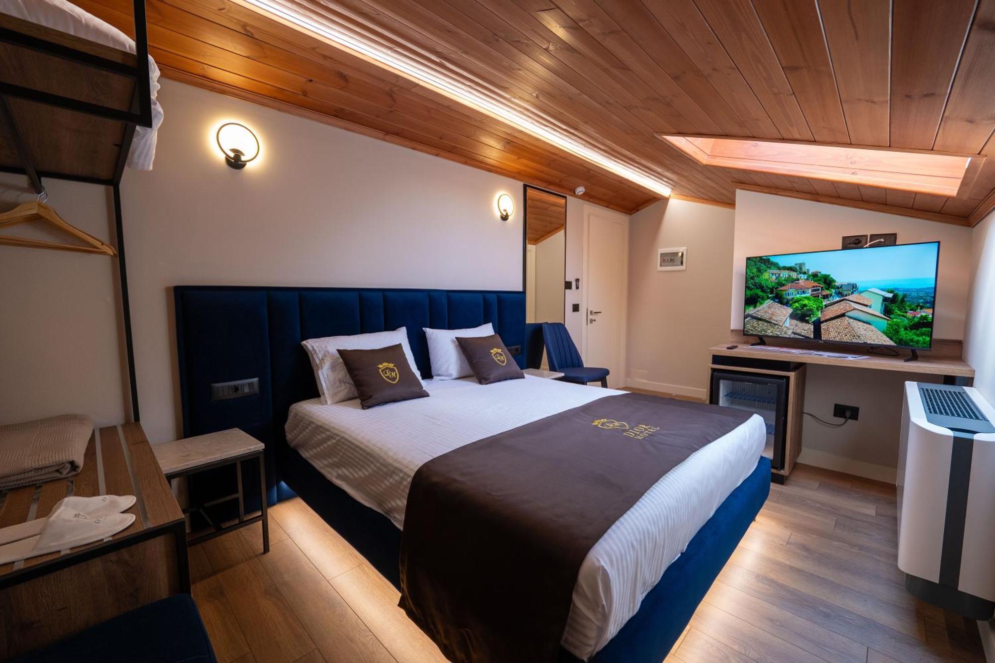 Hotel Dior Крує Екстер'єр фото