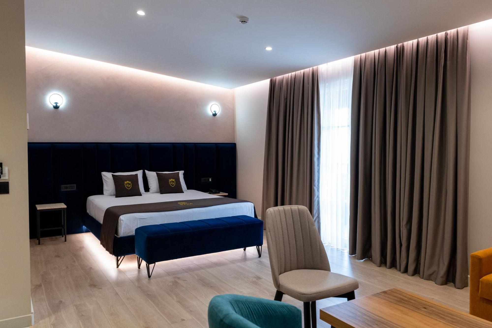 Hotel Dior Крує Екстер'єр фото