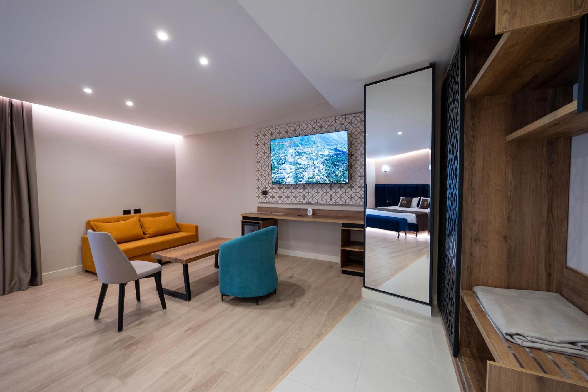Hotel Dior Крує Екстер'єр фото